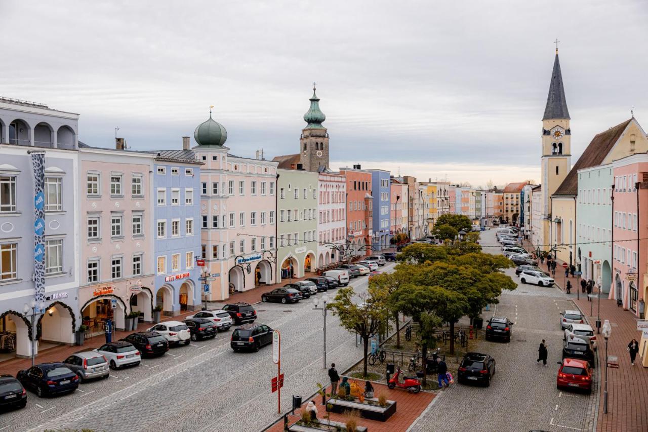 Highlight Am Stadtplatz Muehldorf - C4S Come4Stay - 2 Zimmer Wohnung I Bis Zu 5 Gaeste Exterior foto