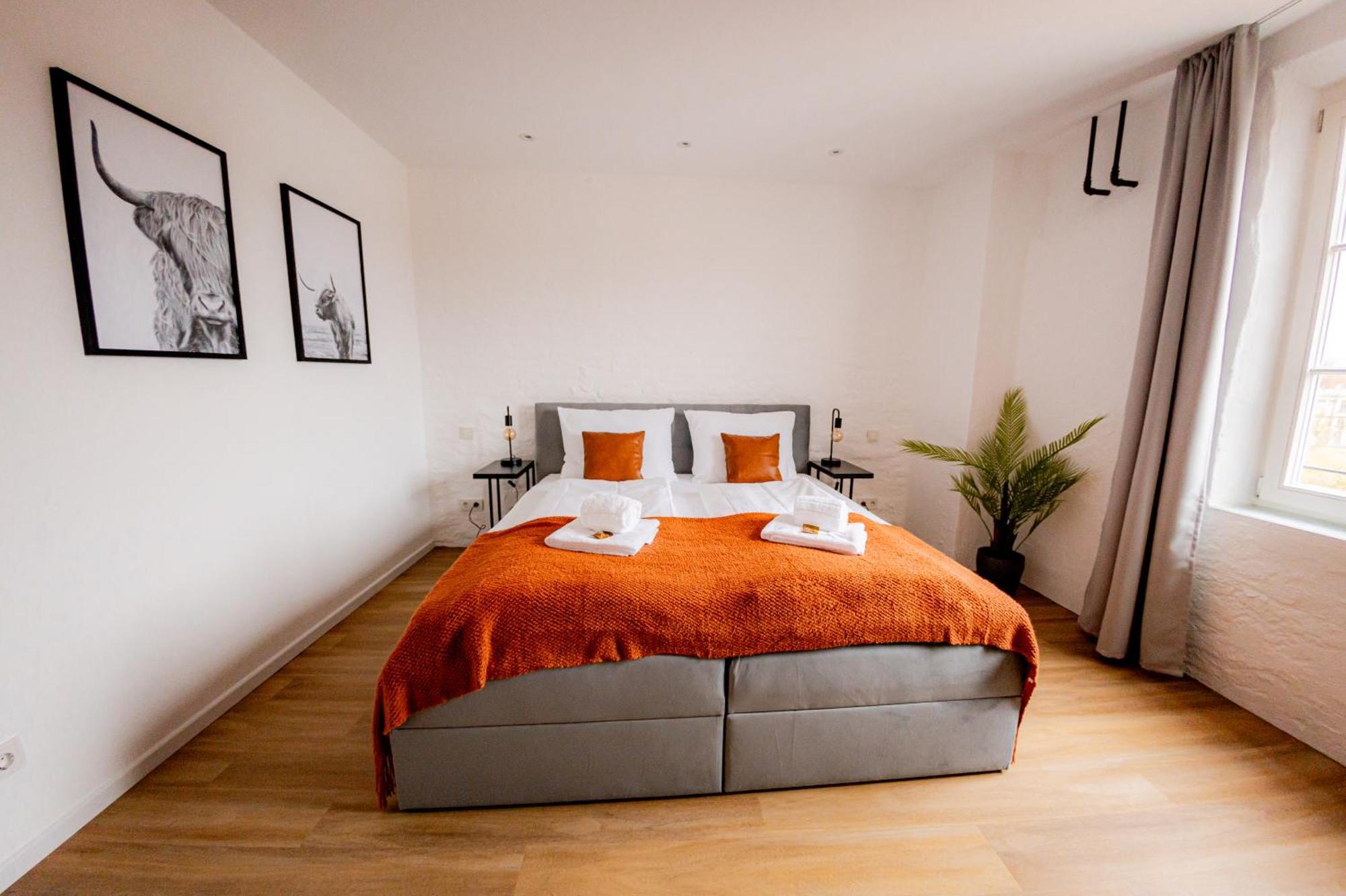 Highlight Am Stadtplatz Muehldorf - C4S Come4Stay - 2 Zimmer Wohnung I Bis Zu 5 Gaeste Exterior foto